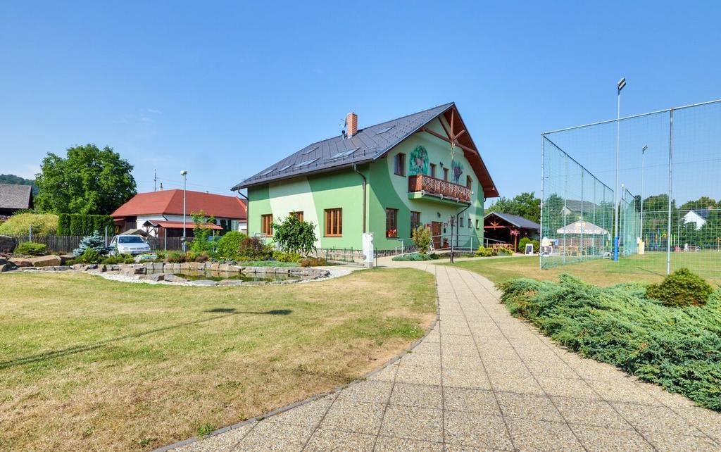 Restaurace A Penzion Kamenec Jilešovice Dış mekan fotoğraf